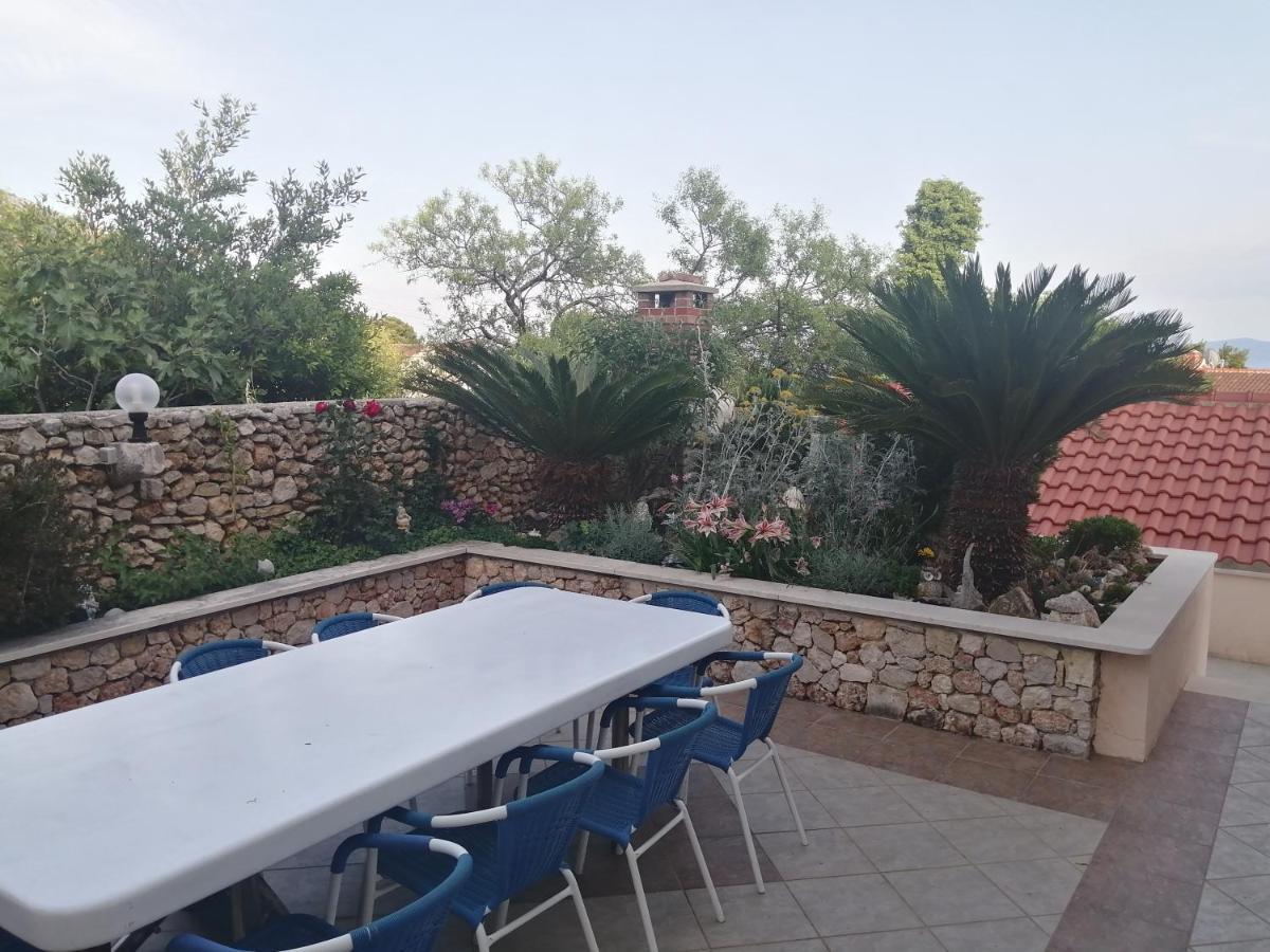 Apartments Borovina Bol Luaran gambar