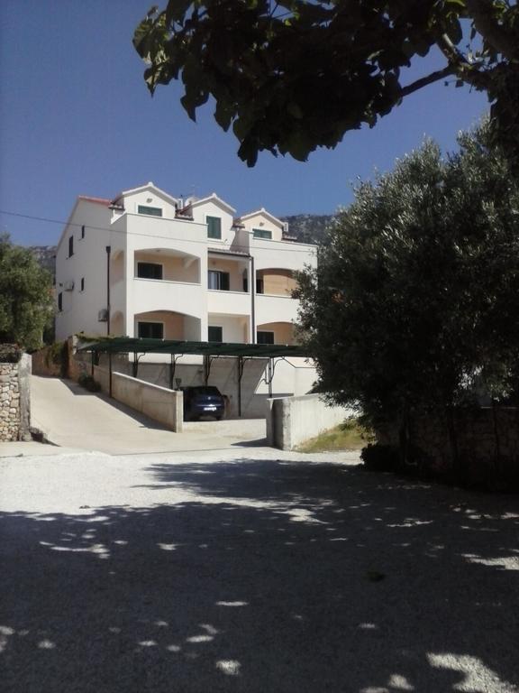 Apartments Borovina Bol Luaran gambar
