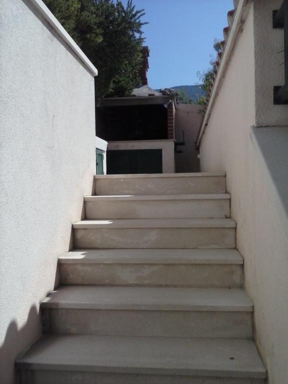 Apartments Borovina Bol Luaran gambar